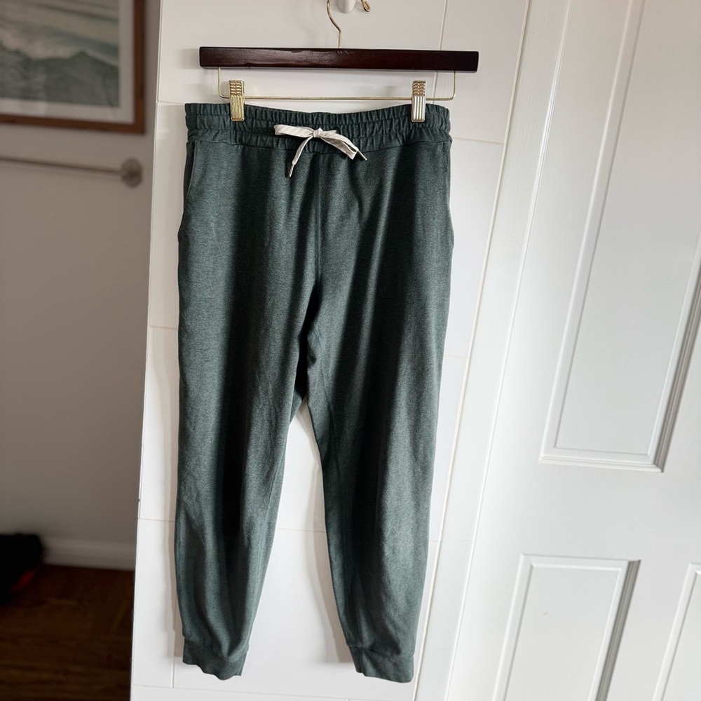 Vuori Women's Performance Jogger Pants